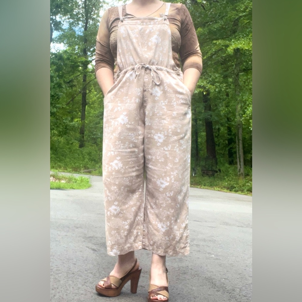 Vintage 90’s Neutral Floral Linen Blend Relaxed Jumpsuit Overalls